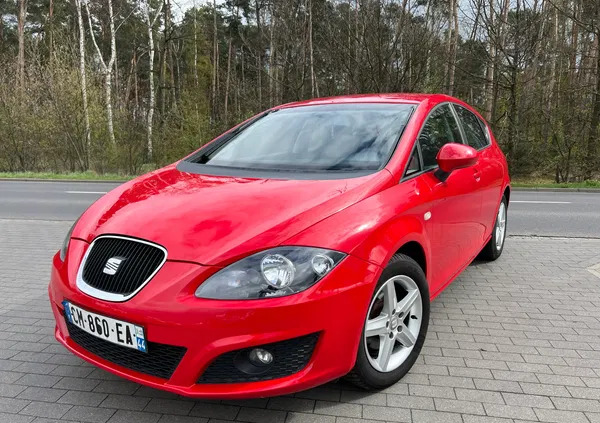 Seat Leon cena 22800 przebieg: 239903, rok produkcji 2011 z Lubartów małe 92